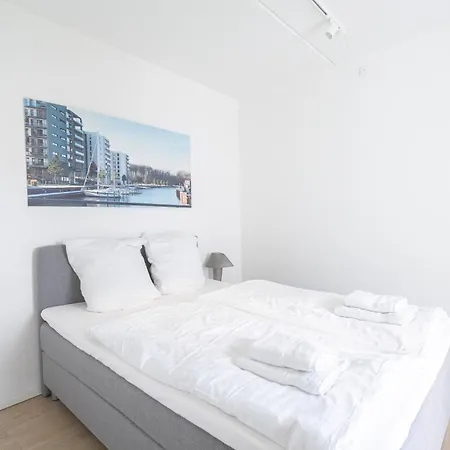 Modern Spacious 2-br By Harbour - 91 Apartmán